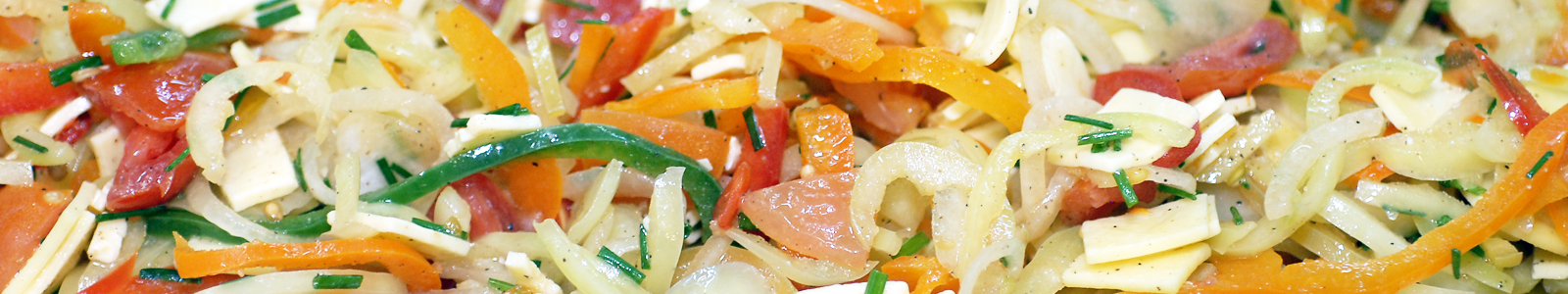 Paprika, Zwiebel und Gurkenstreifen  © Dienstleistungszentren Ländlicher Raum